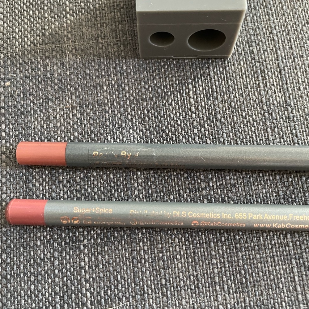 KAB Cosmetics Lip Liner Bundle - Picture 2 of 3